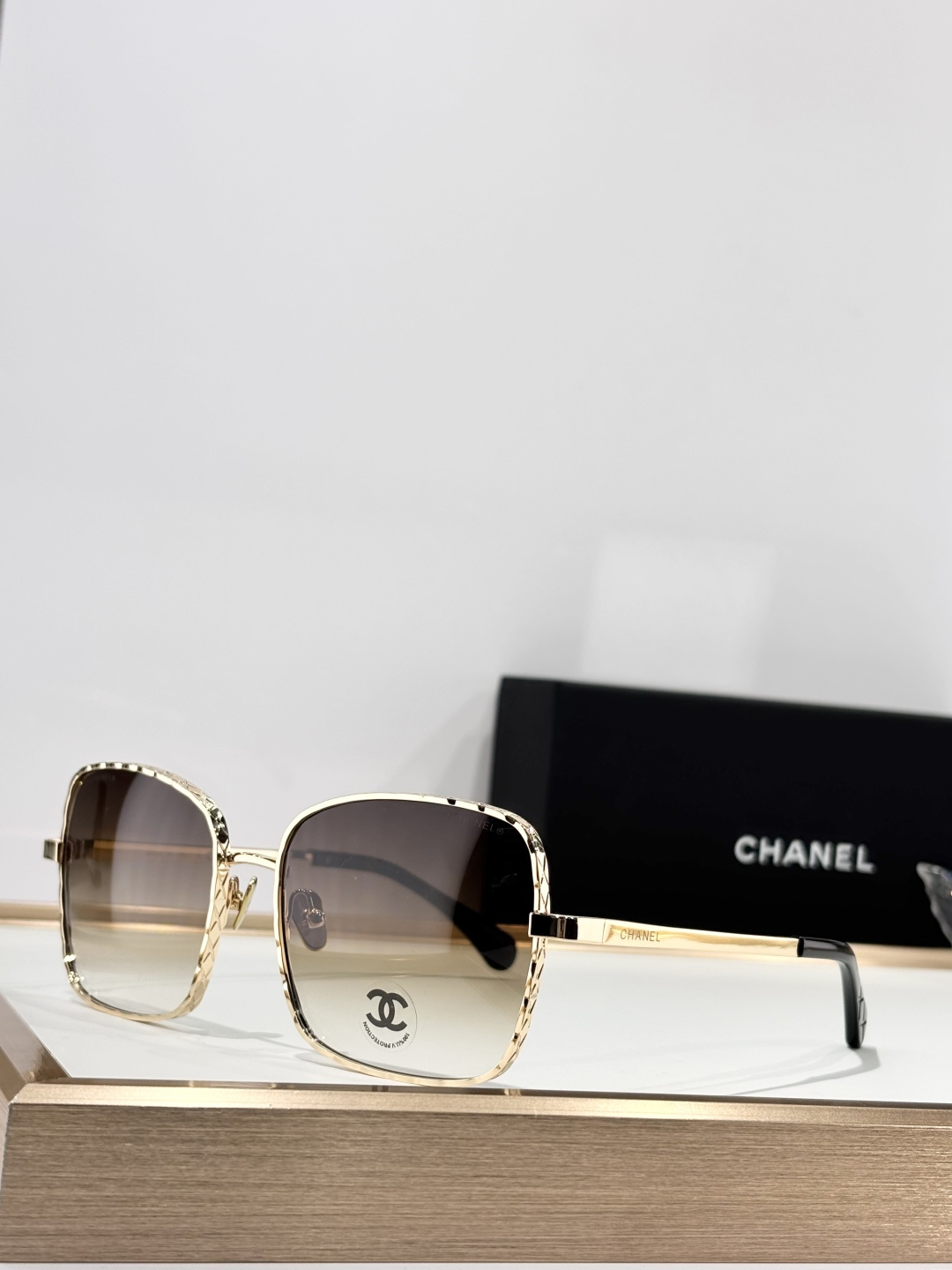 CHANELMODEL：2226-SSIZE：58口17-140