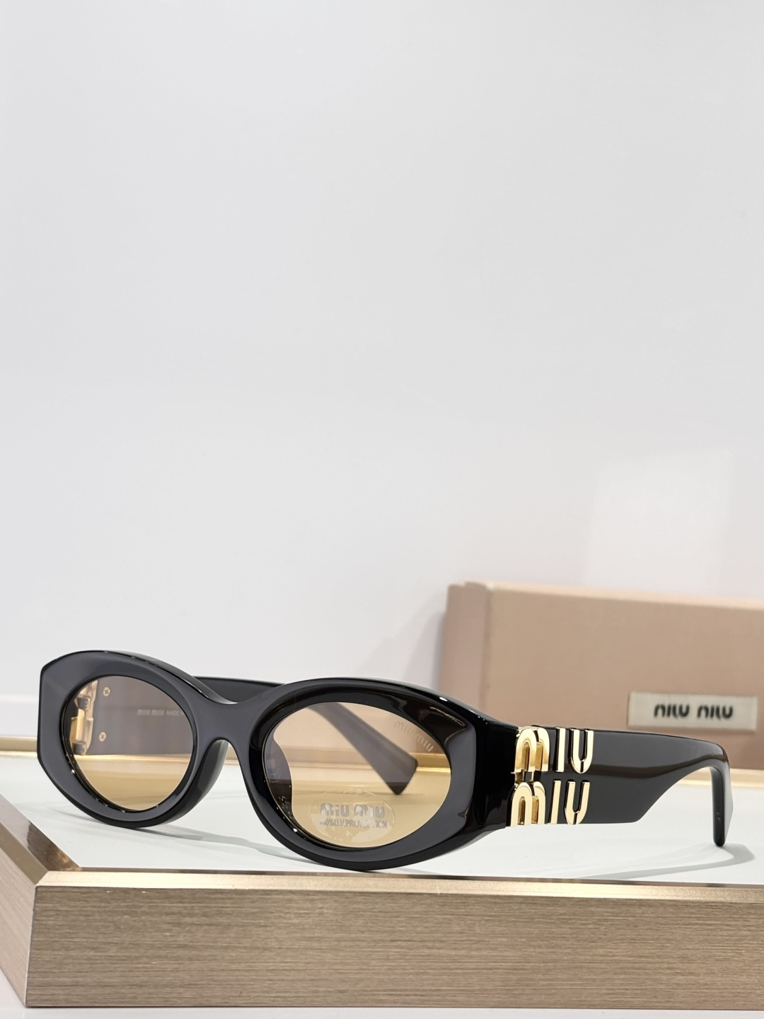 MIUMIUMOD：SMU 11WS SIZE:54口21-135