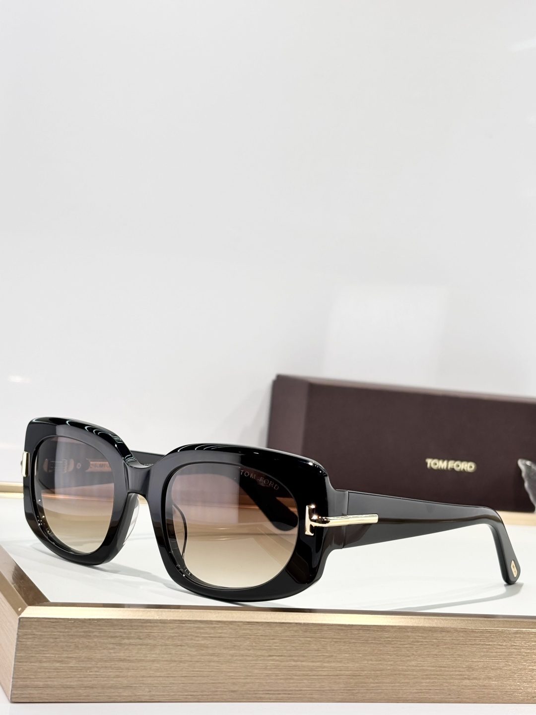 TOM FORDMODEL：TF1253SIZE：54口22-140