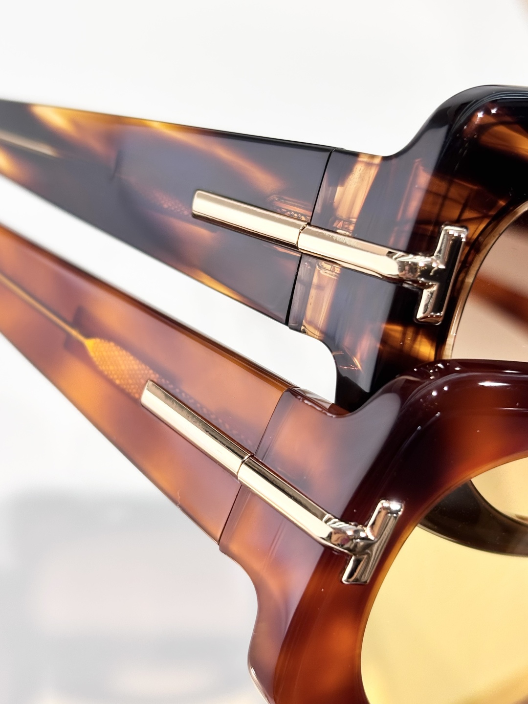 TOM FORDMODEL：TF1253SIZE：54口22-140