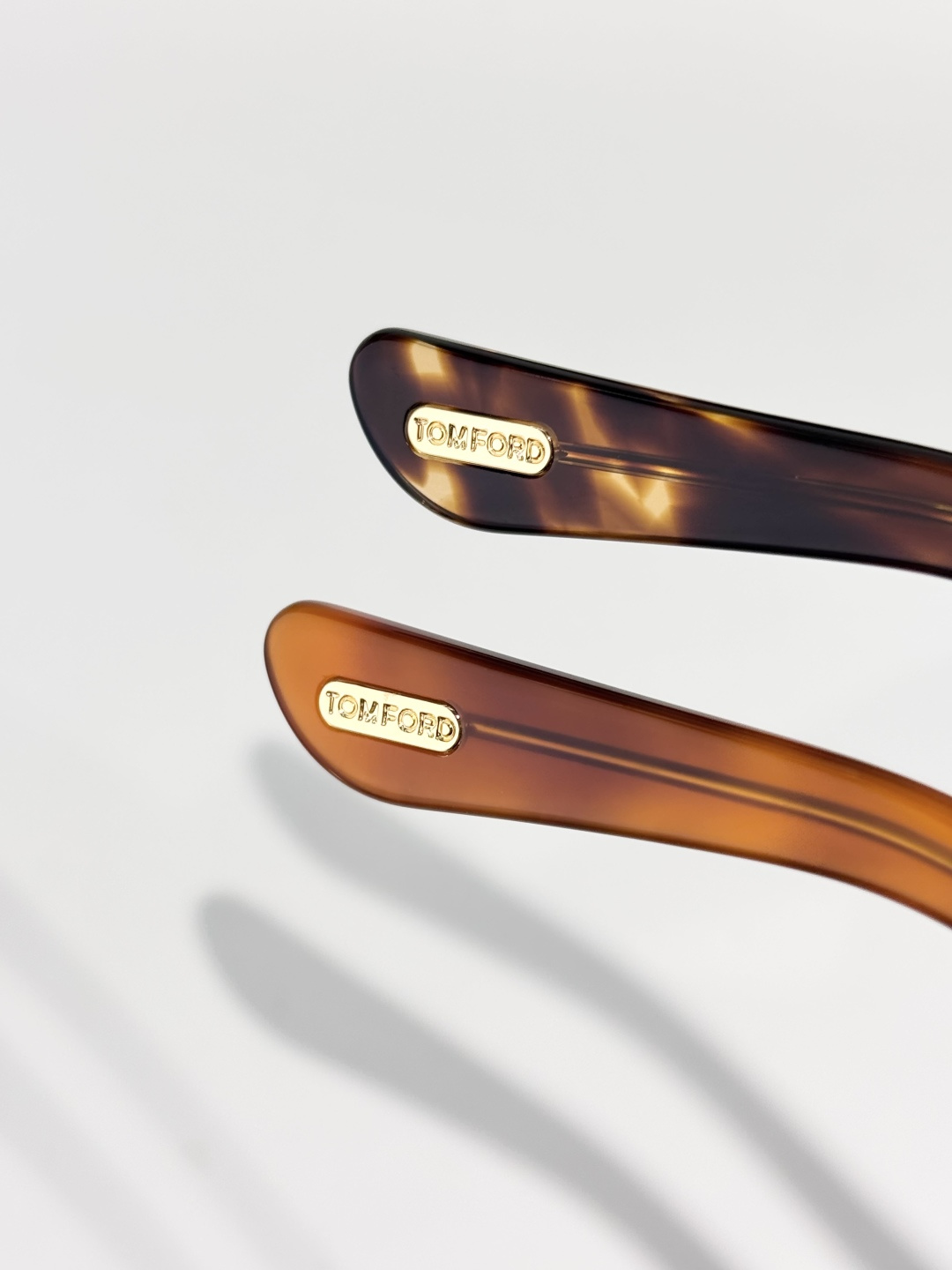 TOM FORDMODEL：TF1253SIZE：54口22-140