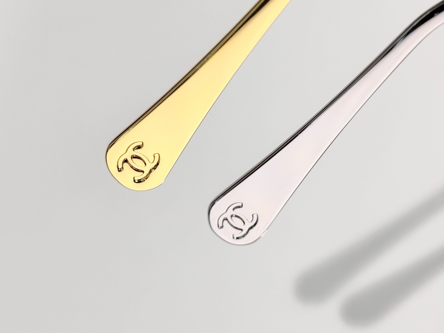 CHANELMODEL：CH4285TSIZE：61口15-140