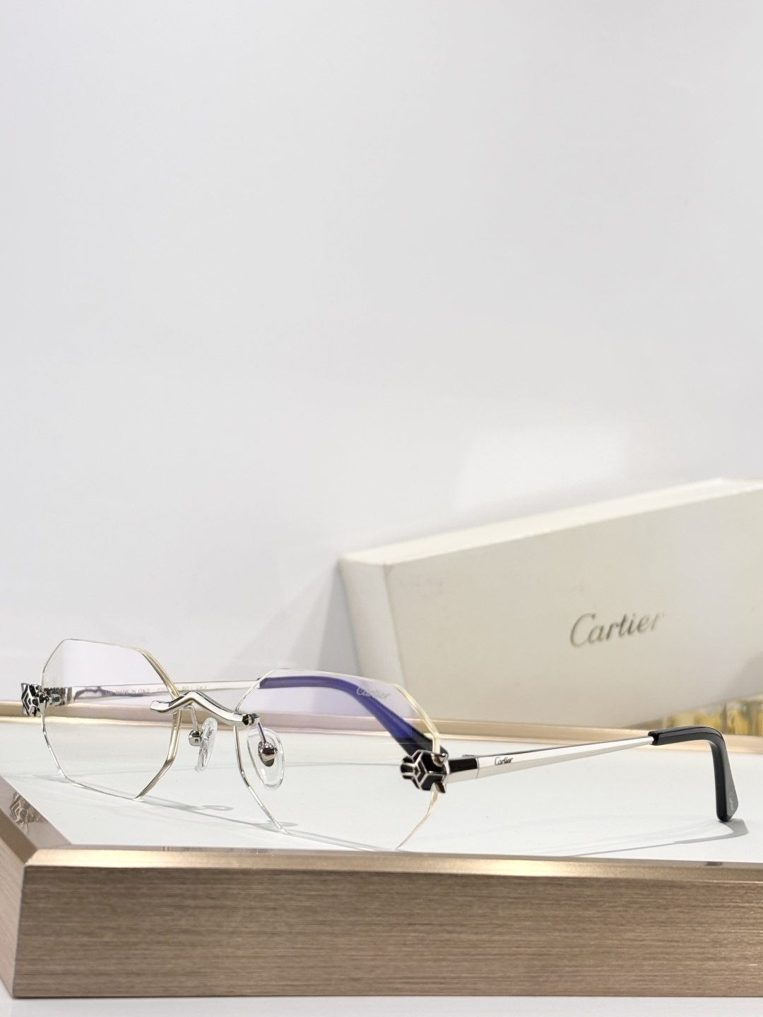 Cartie*MODEL：CT0599OSIZE: 56口20-140