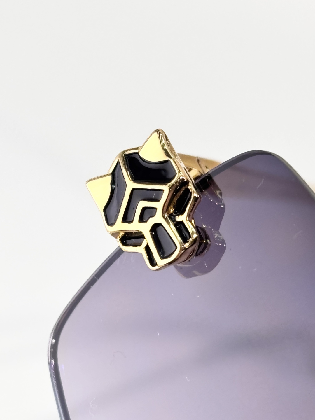 Cartie*MODEL：CT0598SSIZE:55口20-145