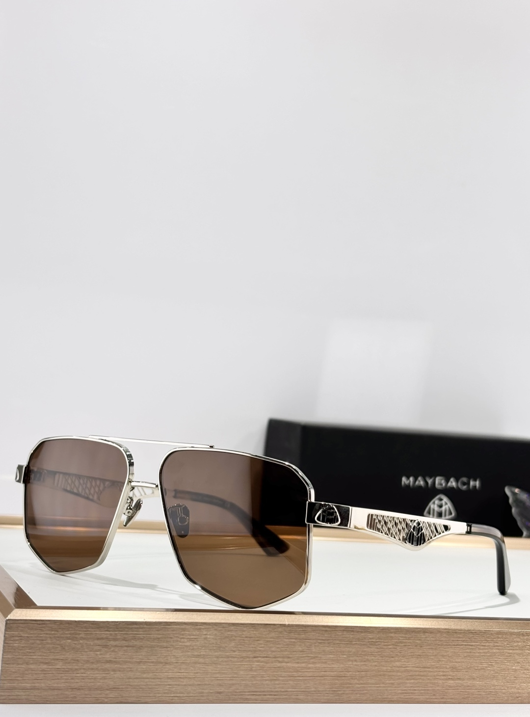 MAYBACMOD：GeminiSIZE:61-16-145