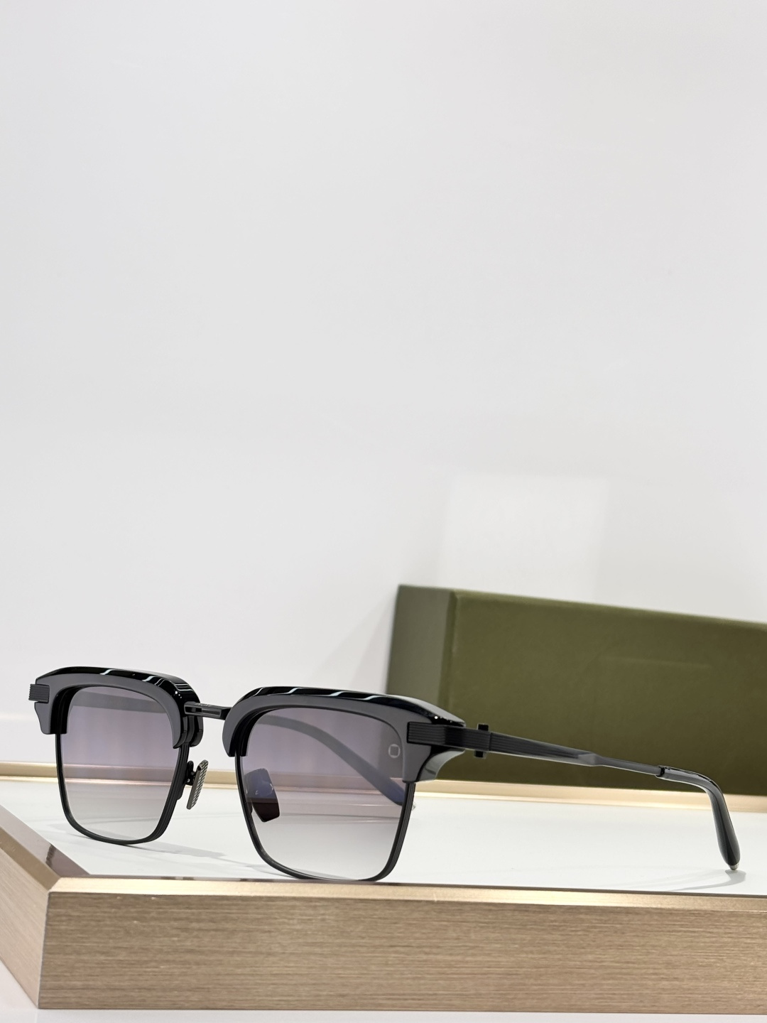 AKONI EuclidMODEL：AKS-526SIZE:51口21-145