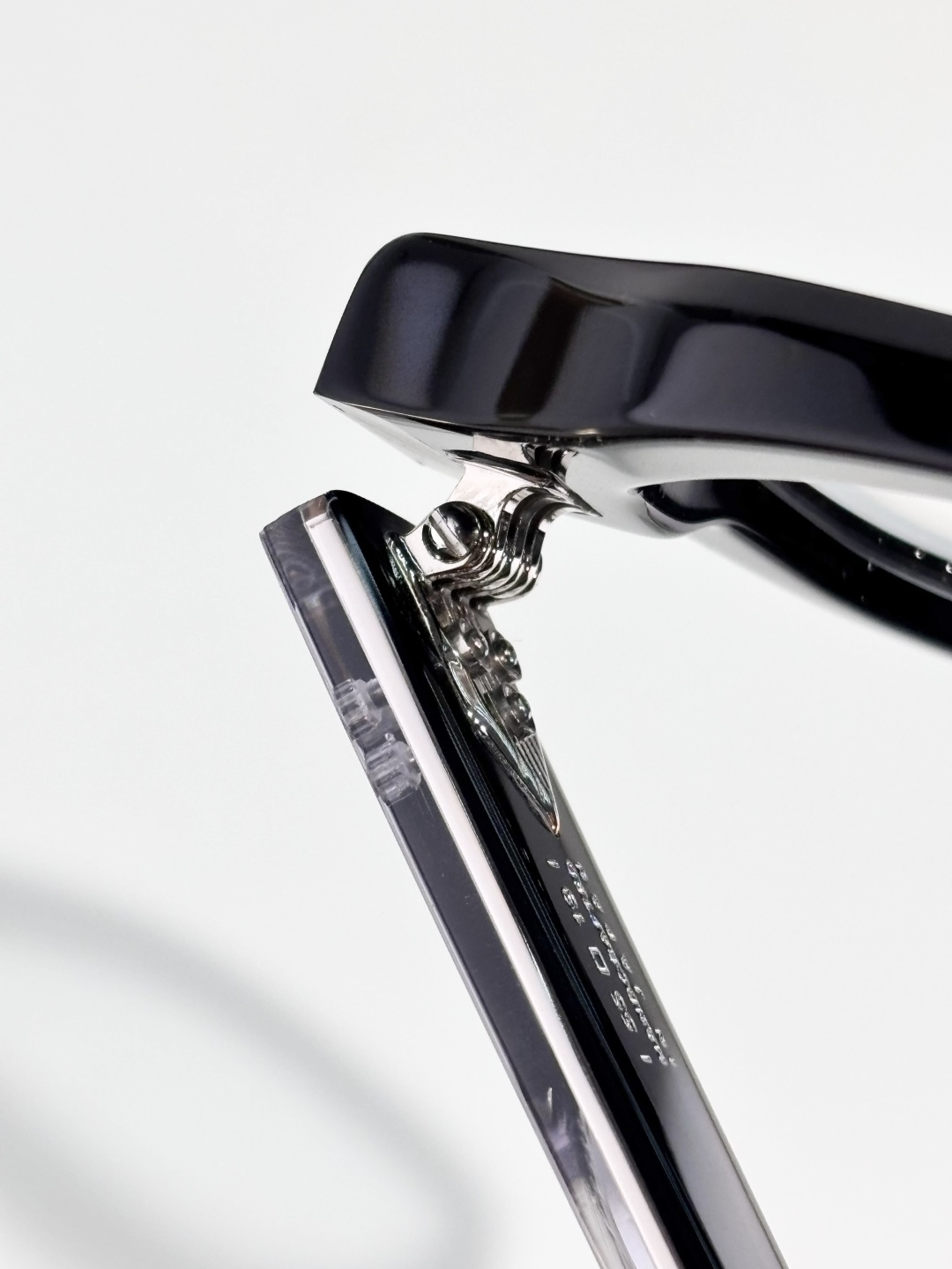 Jacques Marie MageMODEL：VIVIENNESIZE：55口19-146