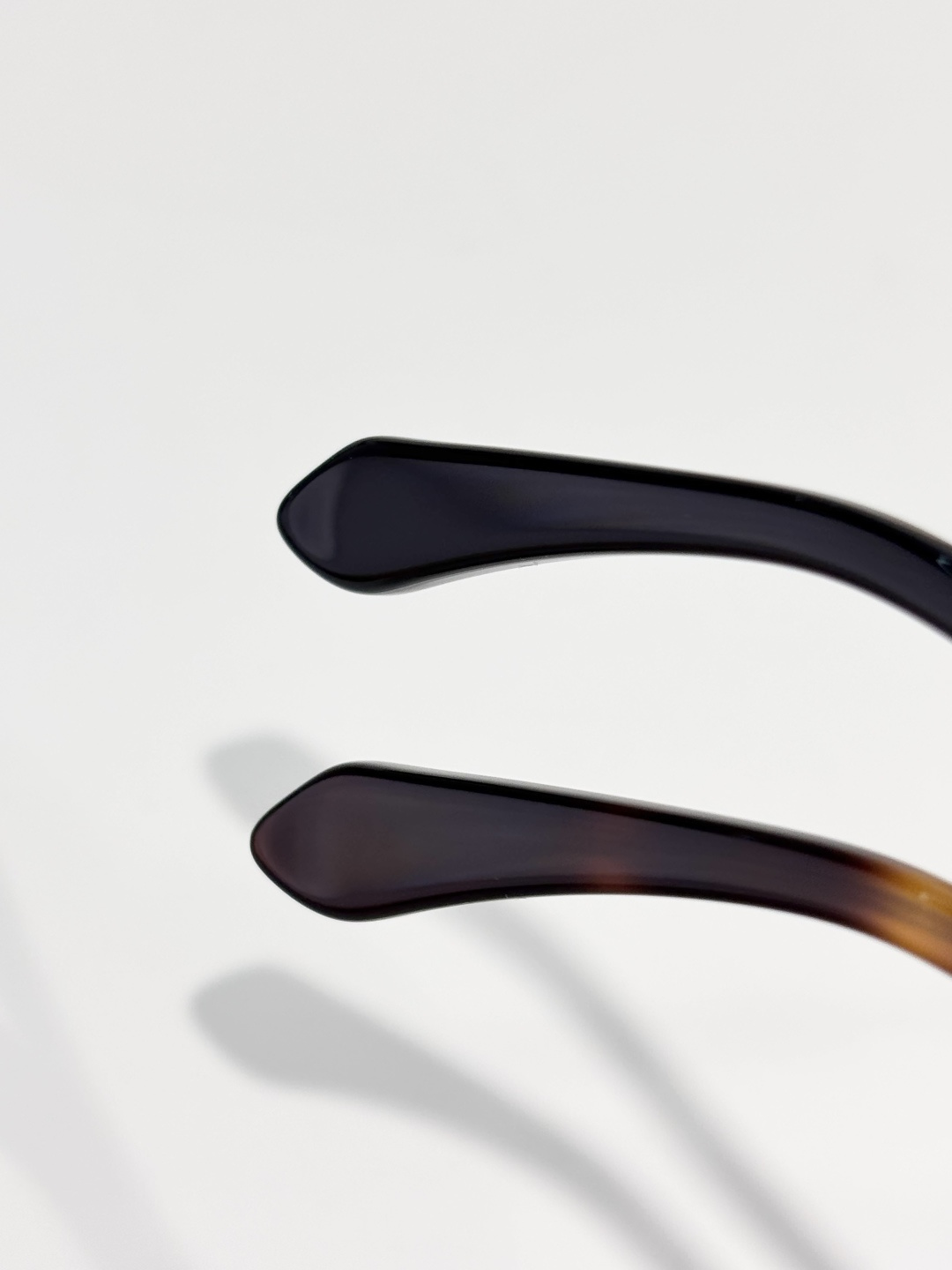 FERRAGAMOMod：SF3018LBSize：52口17-140