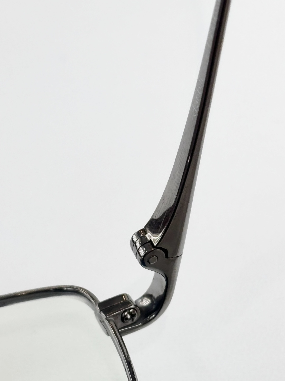 DUNHIL*TITANIUMMODEL：61974SIZE：55口17-143