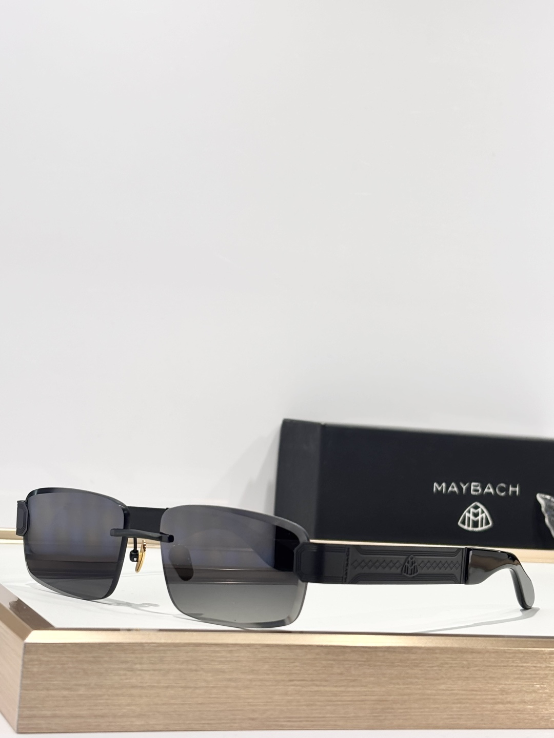 MAYBAC MOD：TyrantSIZE:565-16-142