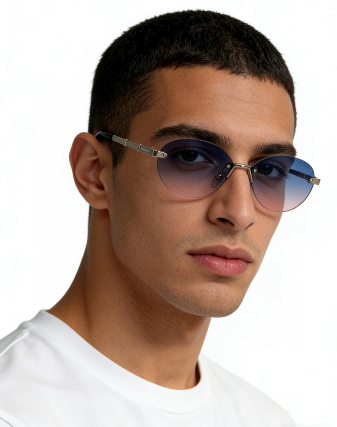 LOUIS VUITTONMODEL：Z3027USIZE：56口13-140