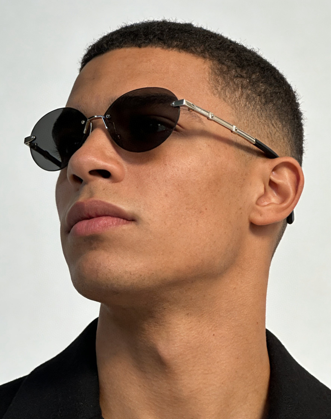 LOUIS VUITTONMODEL：Z3027USIZE：56口13-140