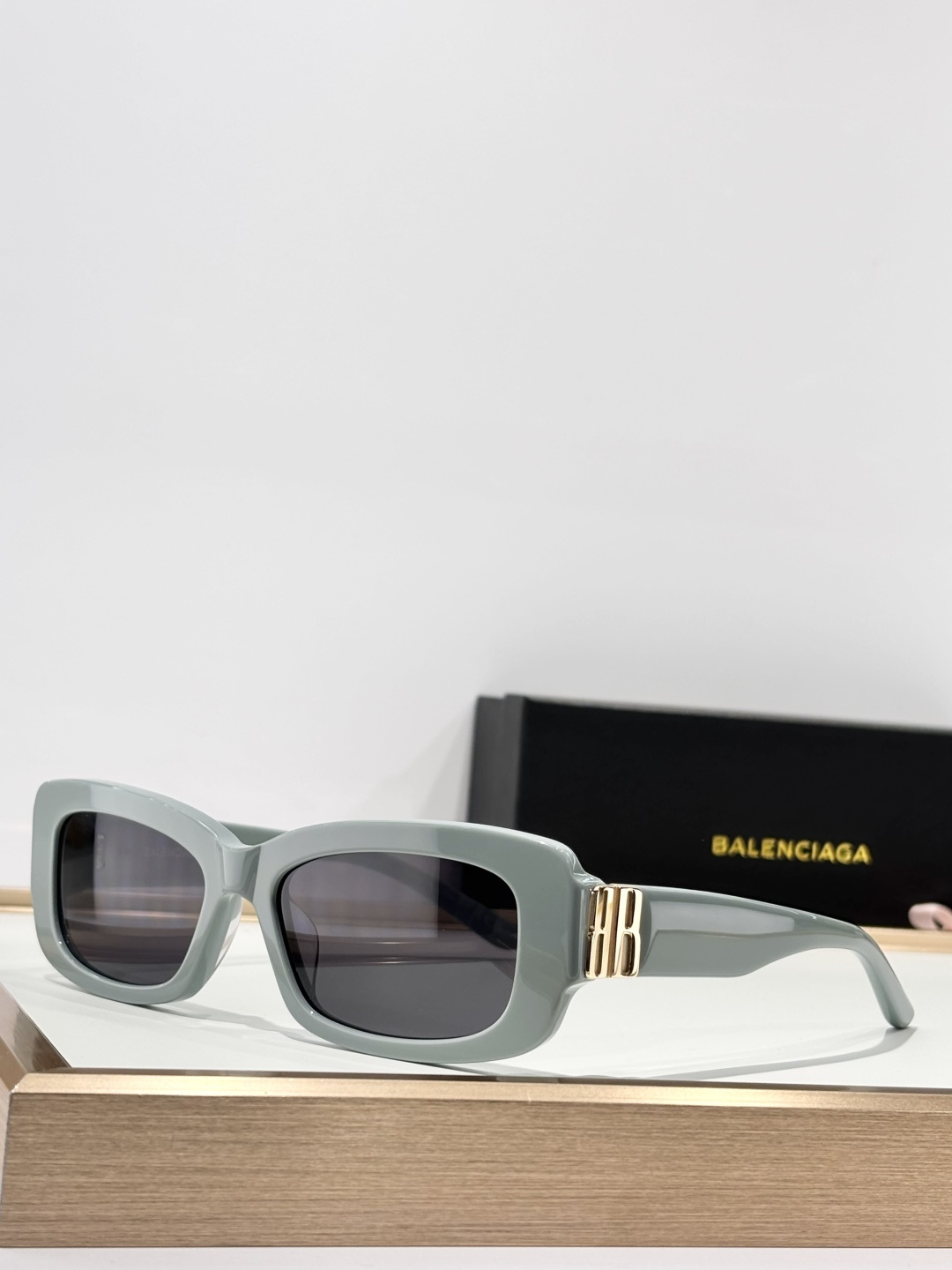 BALENCIAGMOD：BB0501SKSIZE：56口17-140