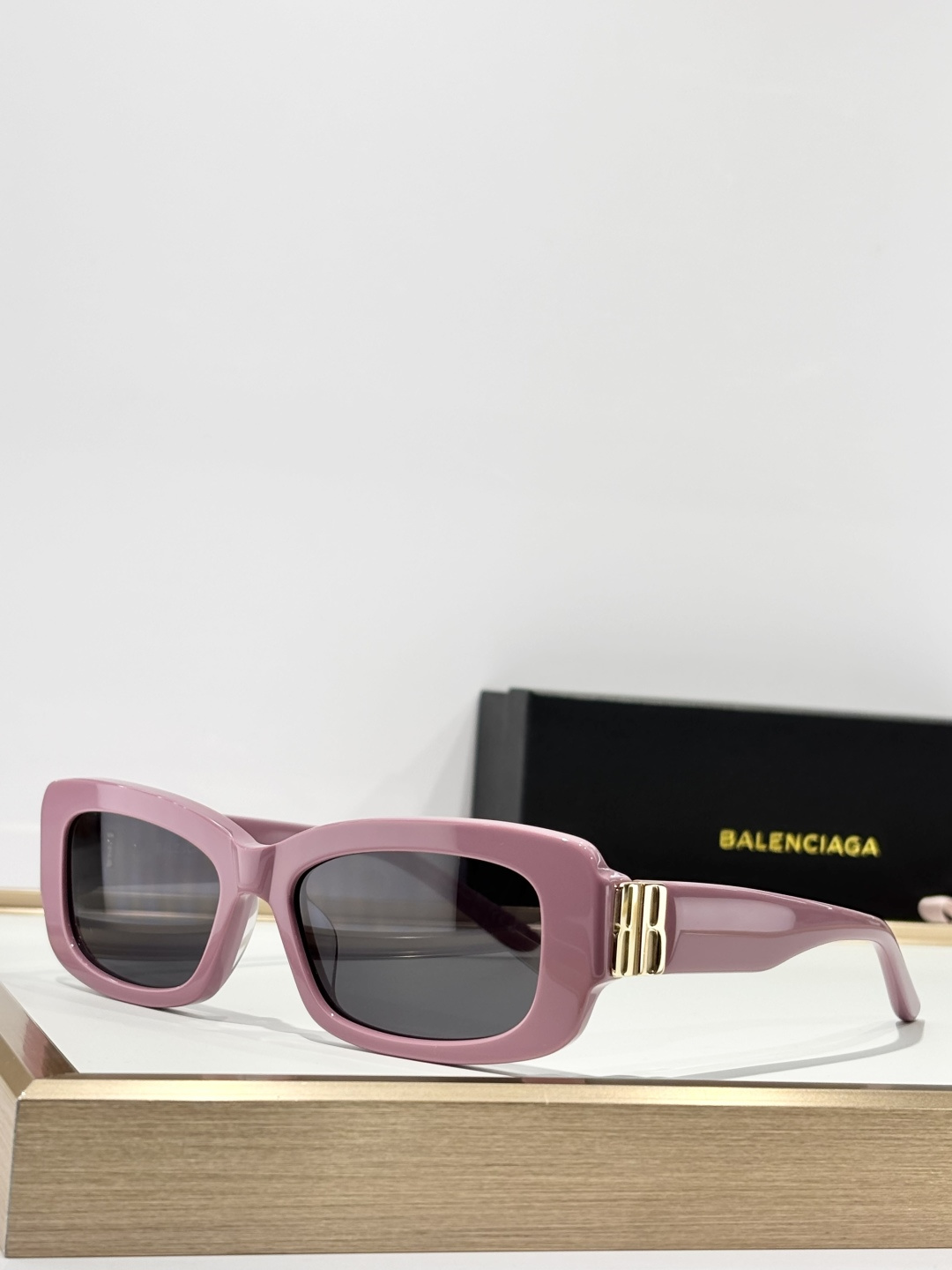 BALENCIAGMOD：BB0501SKSIZE：56口17-140