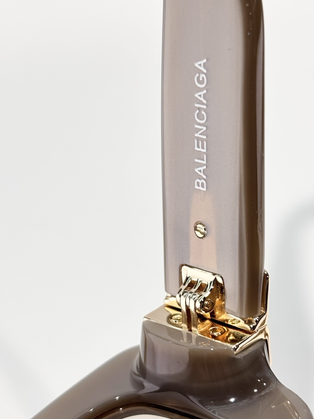 BALENCIAGMOD：BB0501SKSIZE：56口17-140