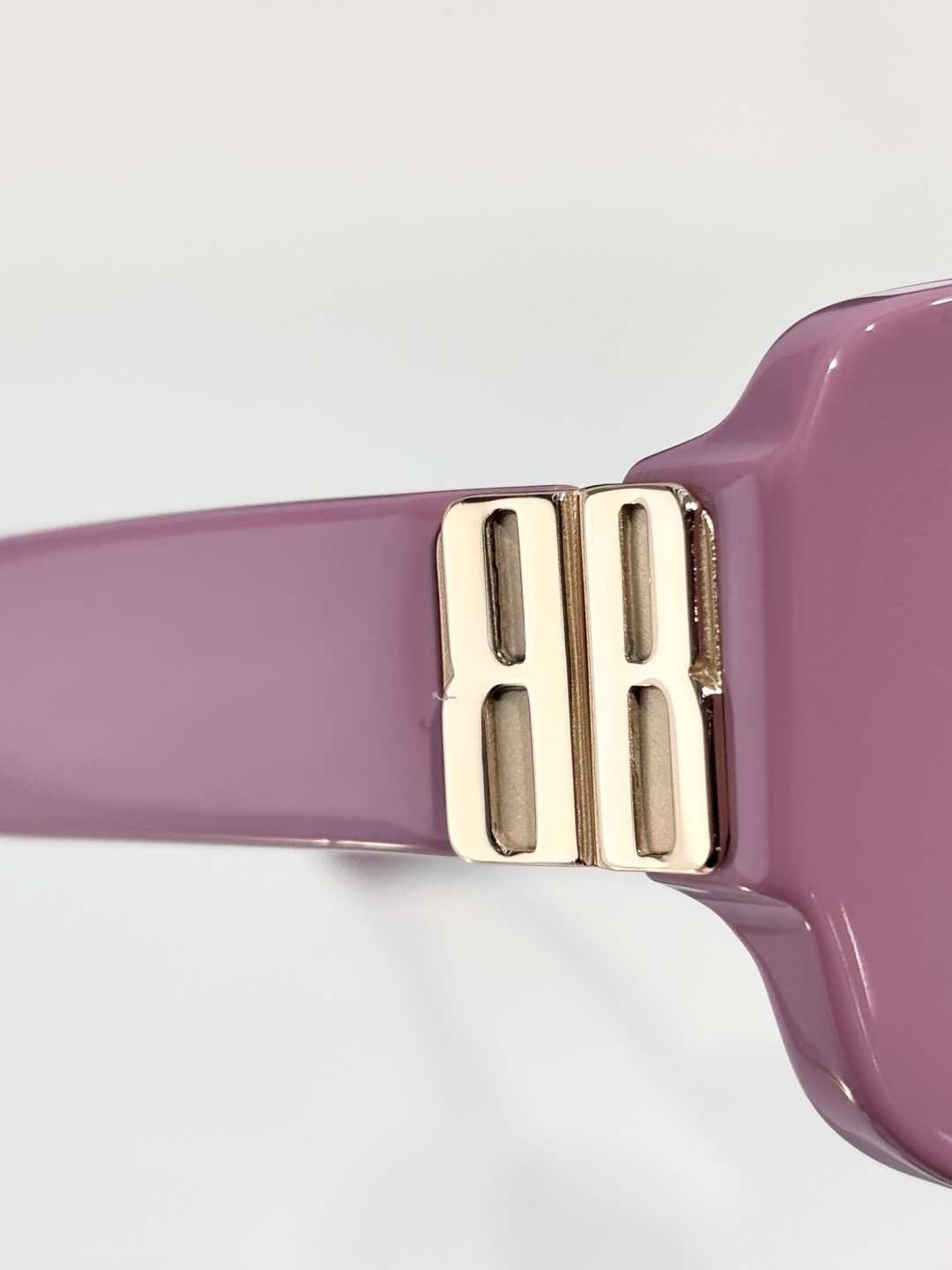 BALENCIAGMOD：BB0501SKSIZE：56口17-140