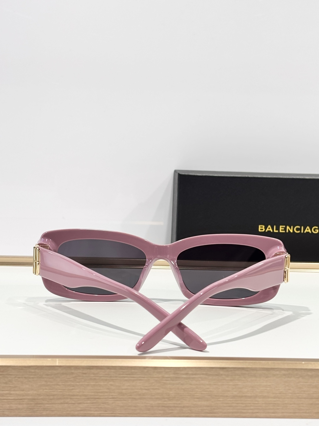 BALENCIAGMOD：BB0501SKSIZE：56口17-140