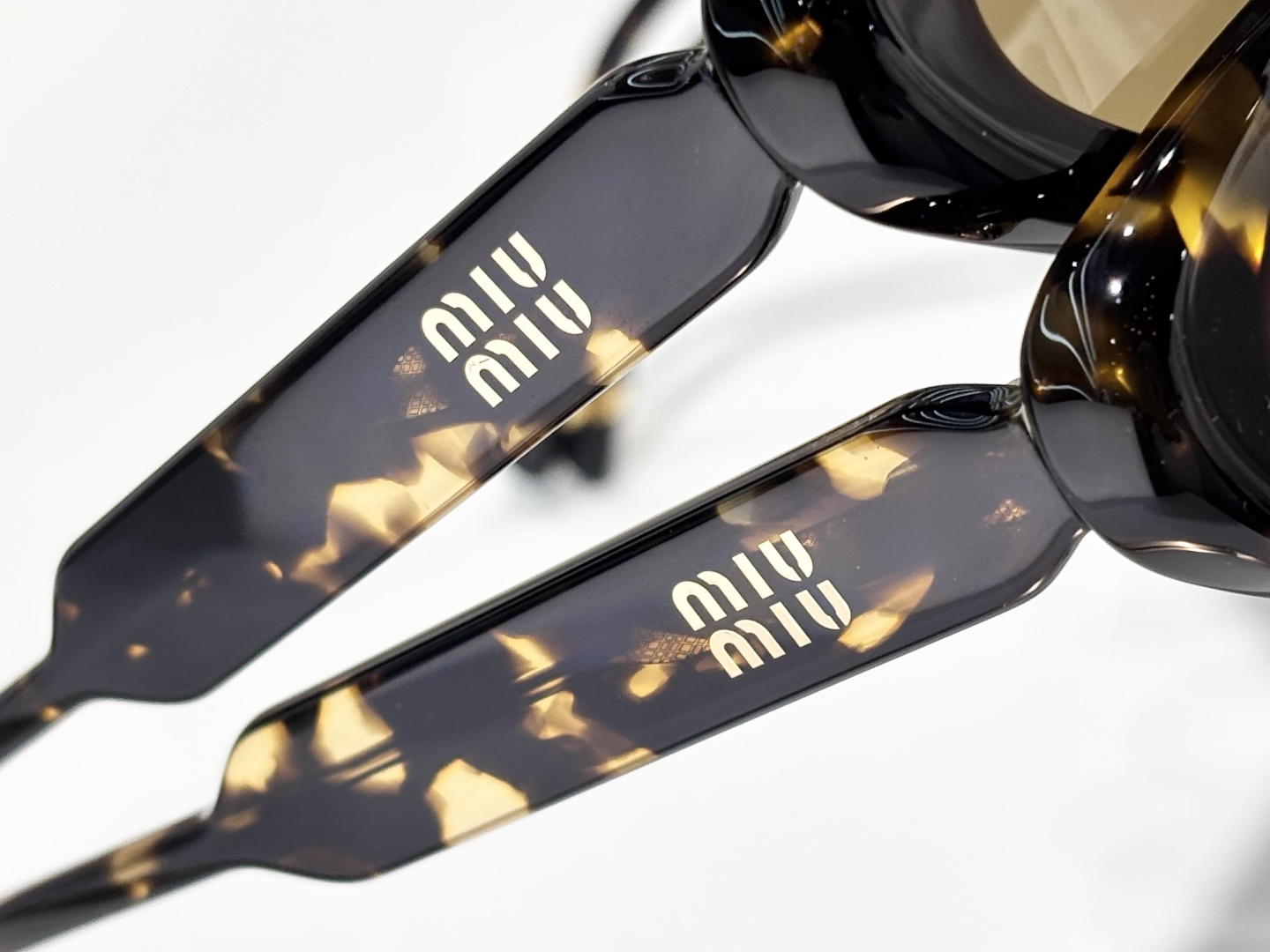 MIU MIUMODEL:MU B11SUSIZE：54口18-140