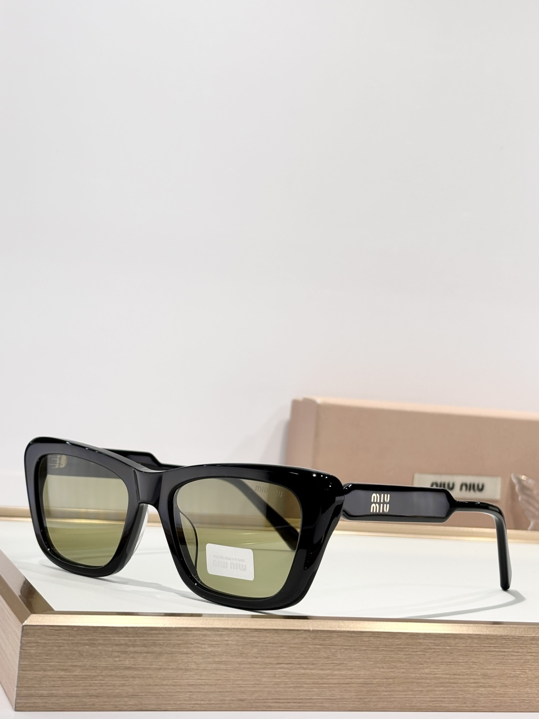 MIU MIUMOD:MU B12SSIZE：56口17-140