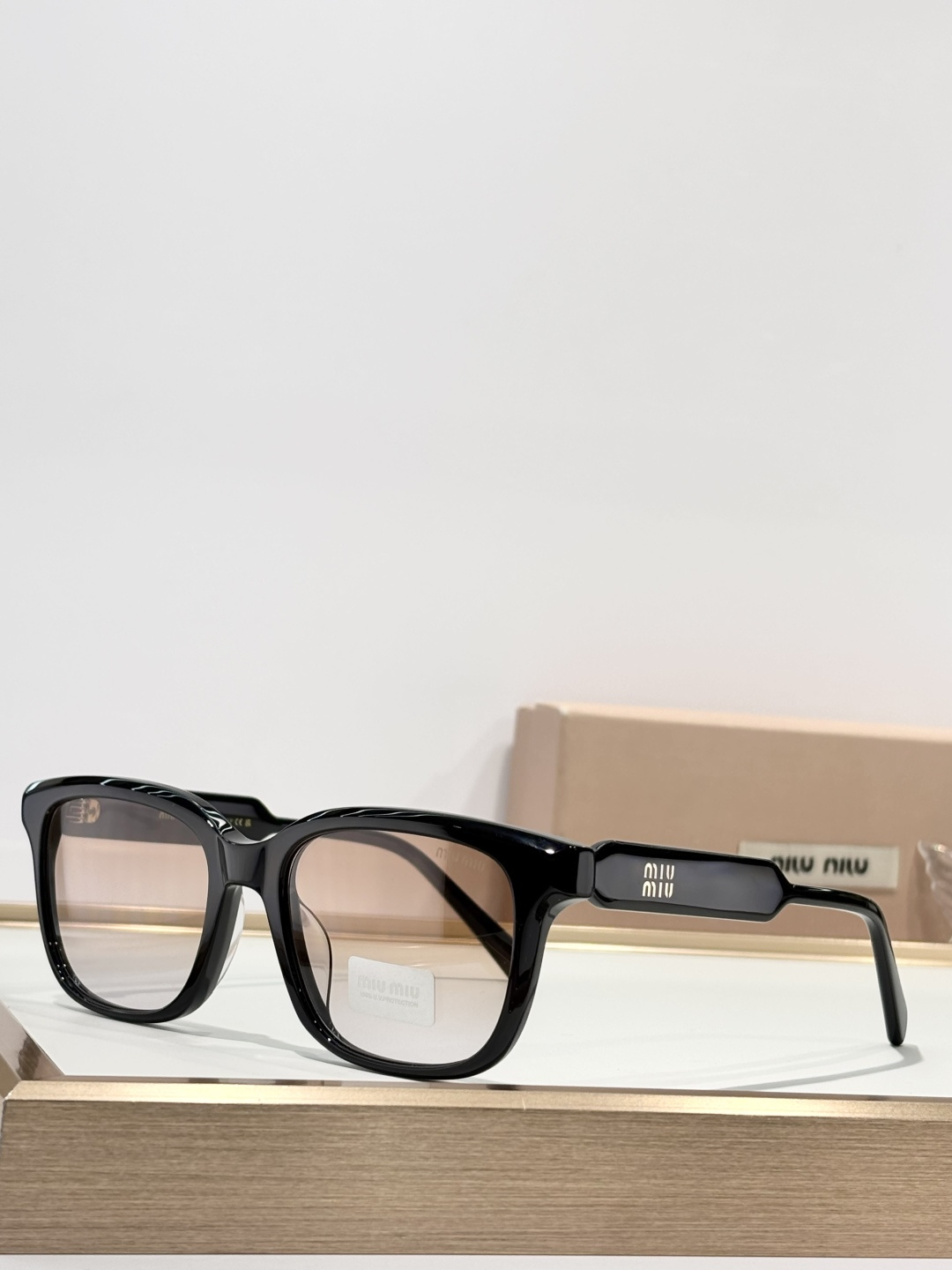 MIU MIUMOD:MU 02ZVSIZE：54口18-140