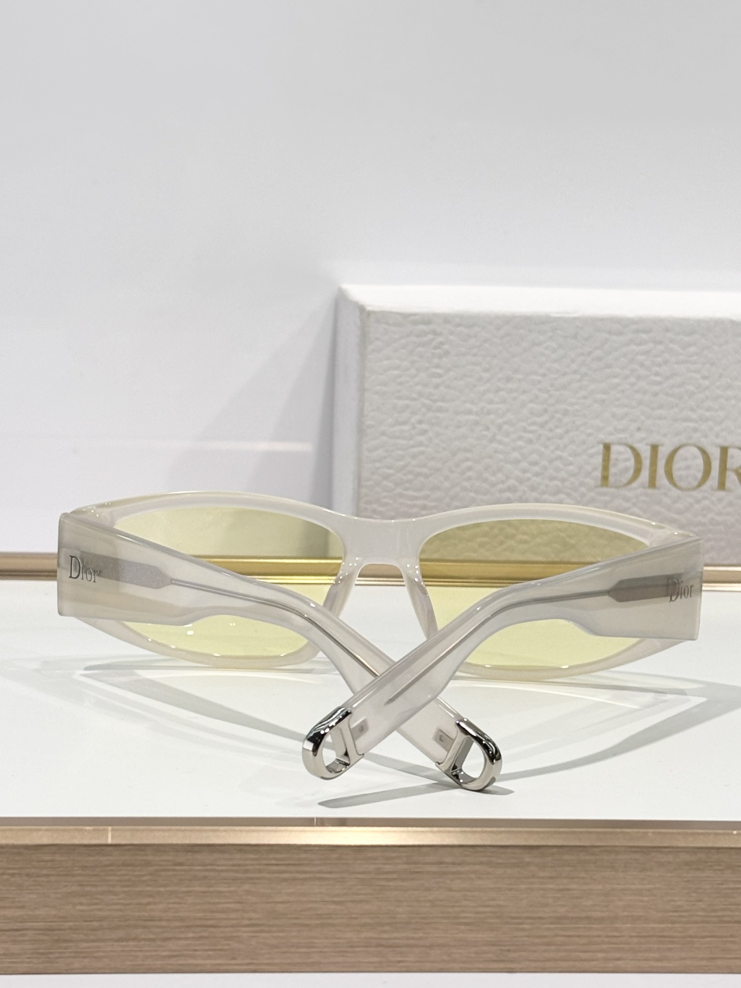 DIO*MOD：DiorSymbol S1ISize：59口17 135