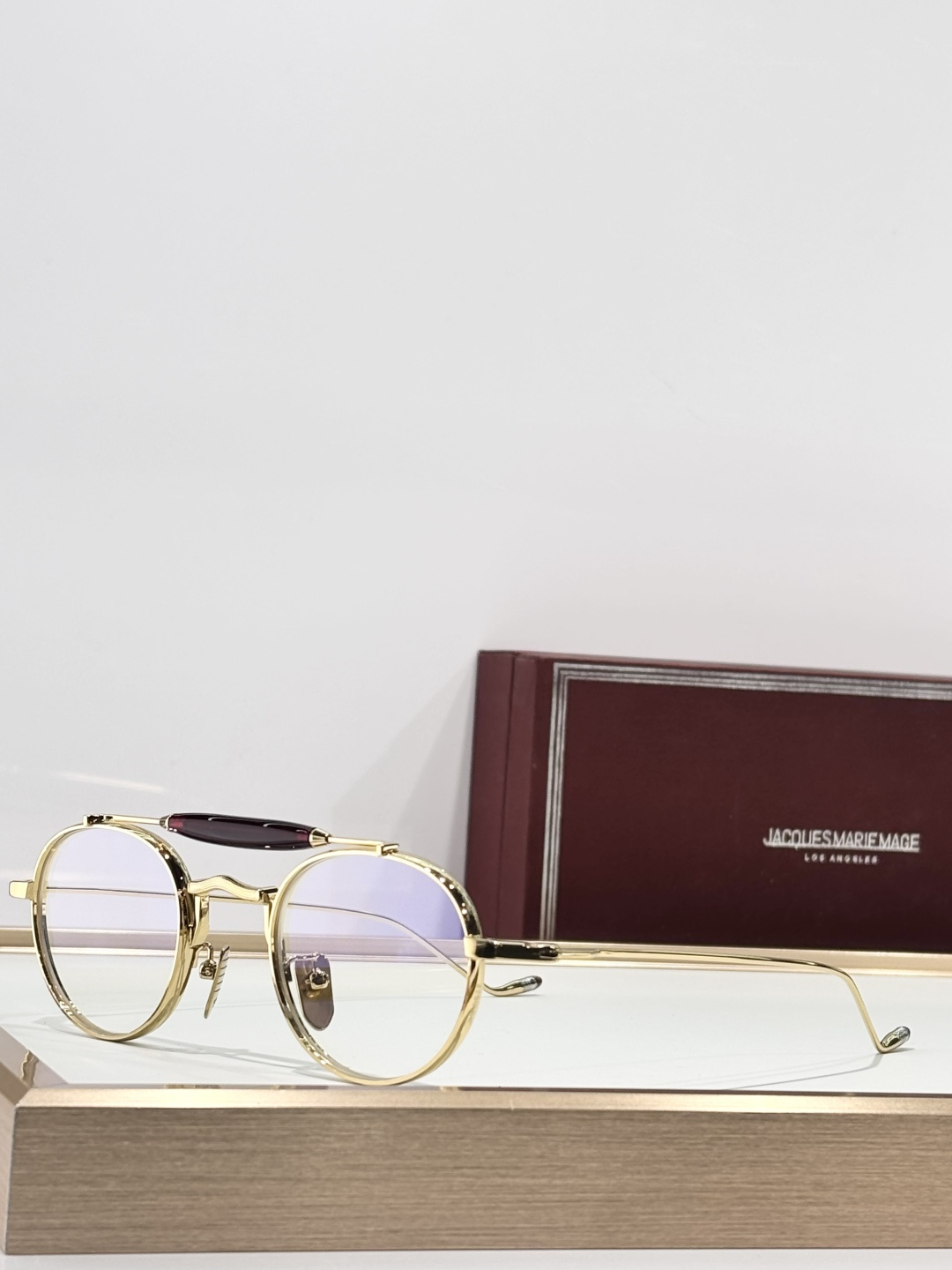 JACQUES MARIE MAGEMODEL：DasanSIZE:46口23-146