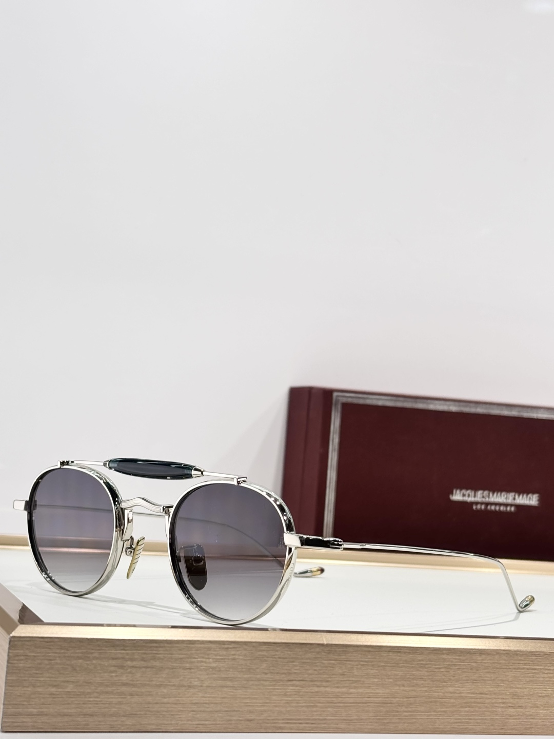 JACQUES MARIE MAGEMODEL：DasanSIZE:46口23-146