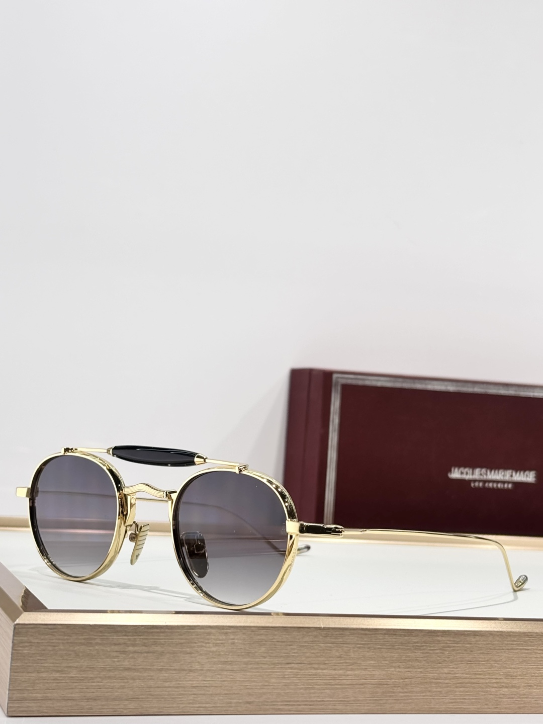 JACQUES MARIE MAGEMODEL：DasanSIZE:46口23-146