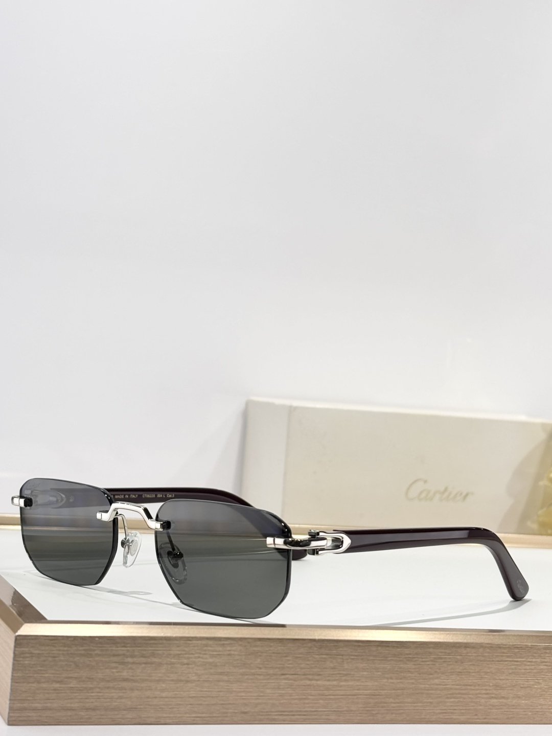 Cartie*MOD：CT0622SSize：53口19 145