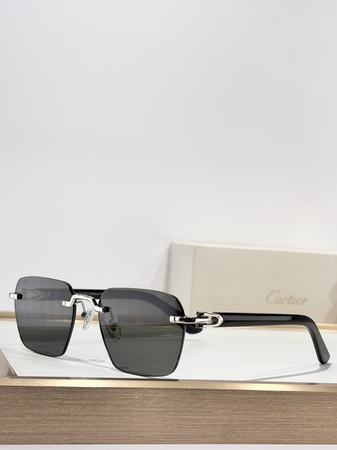 Cartie*MOD：CT0623OSize：54口18 145