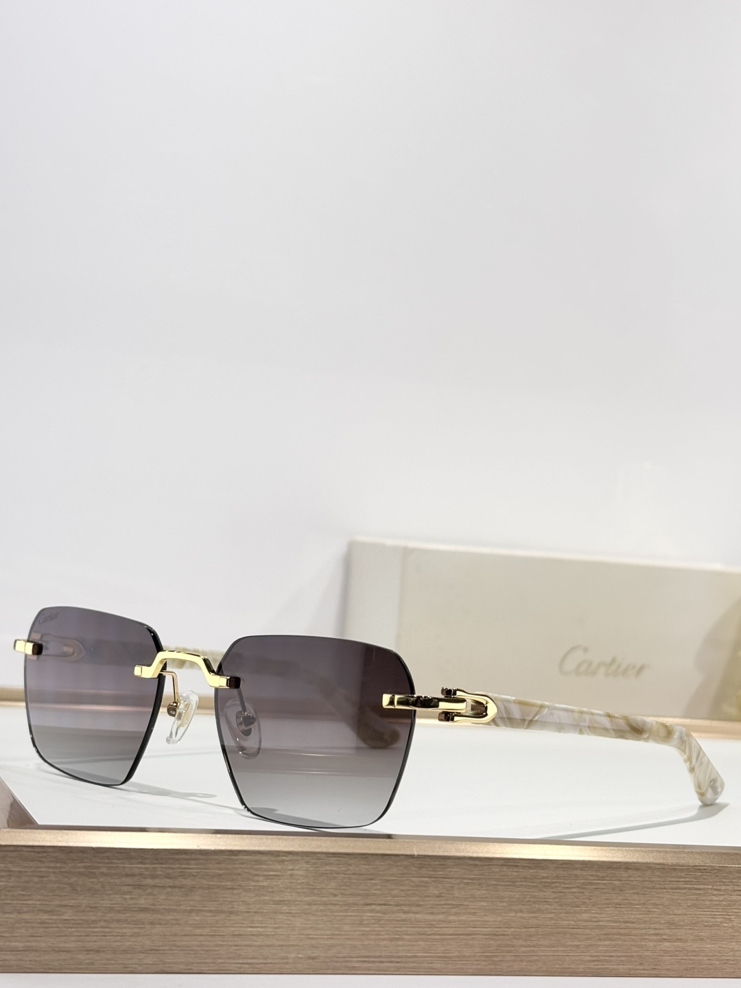 Cartie*MOD：CT0623OSize：54口18 145