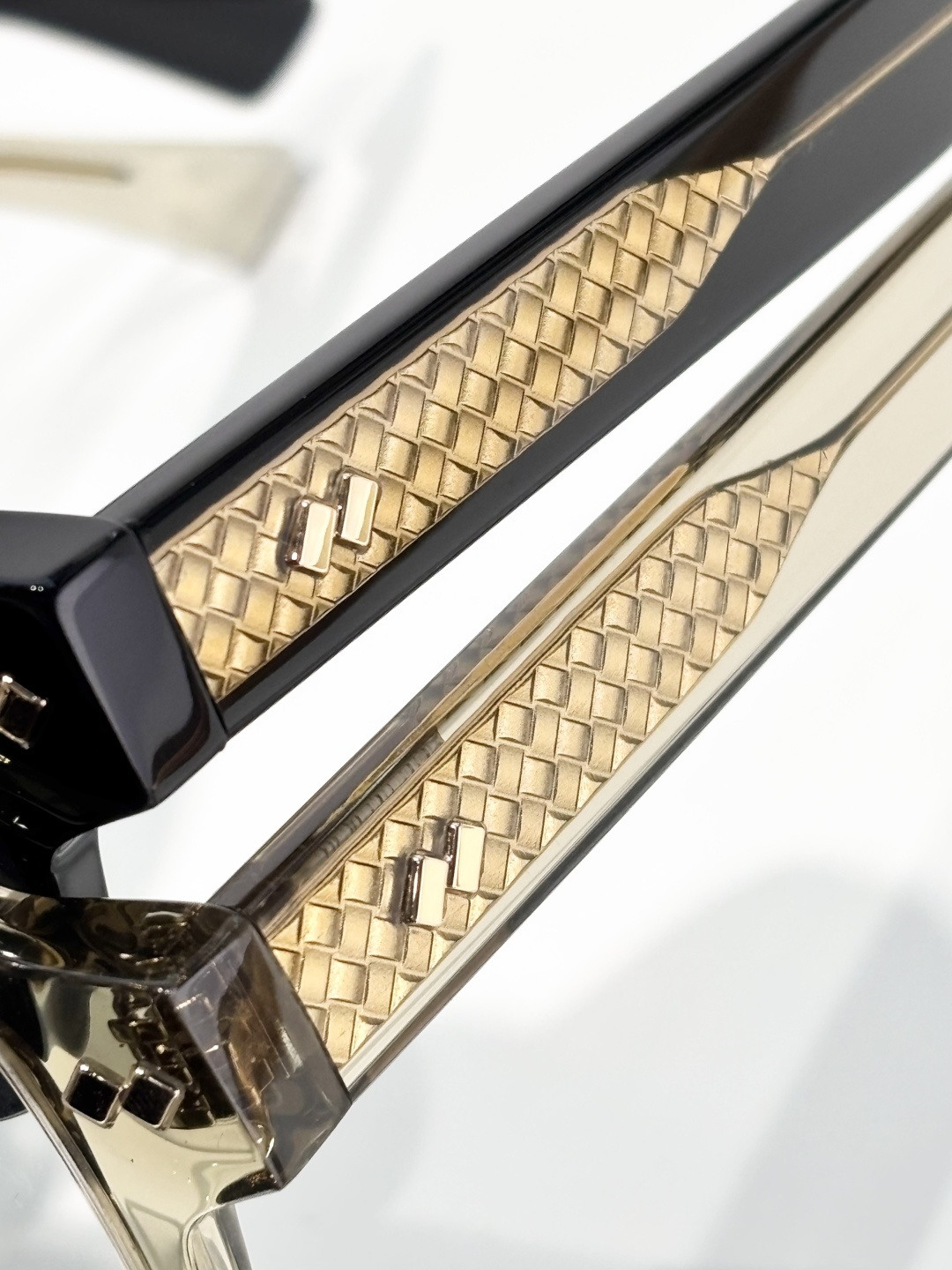 BOTTEGA VENET*MODEL：BV1442SSIZE:51口20-145