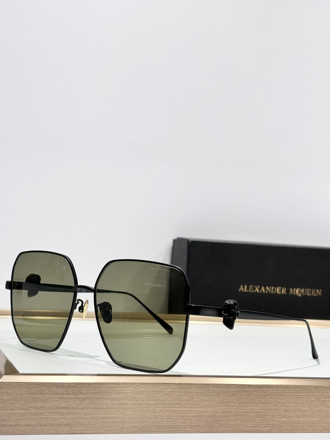 Alexander McQUEENMOD：AM0821SSIZE：60口16-142