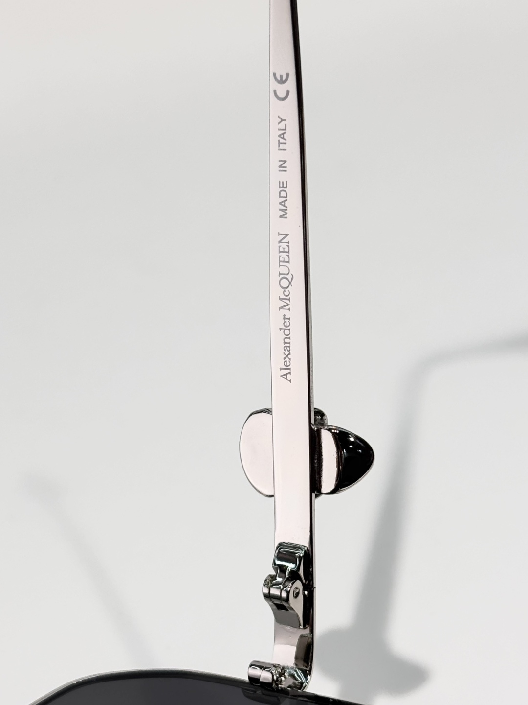 Alexander McQUEENMOD：AM0821SSIZE：60口16-142