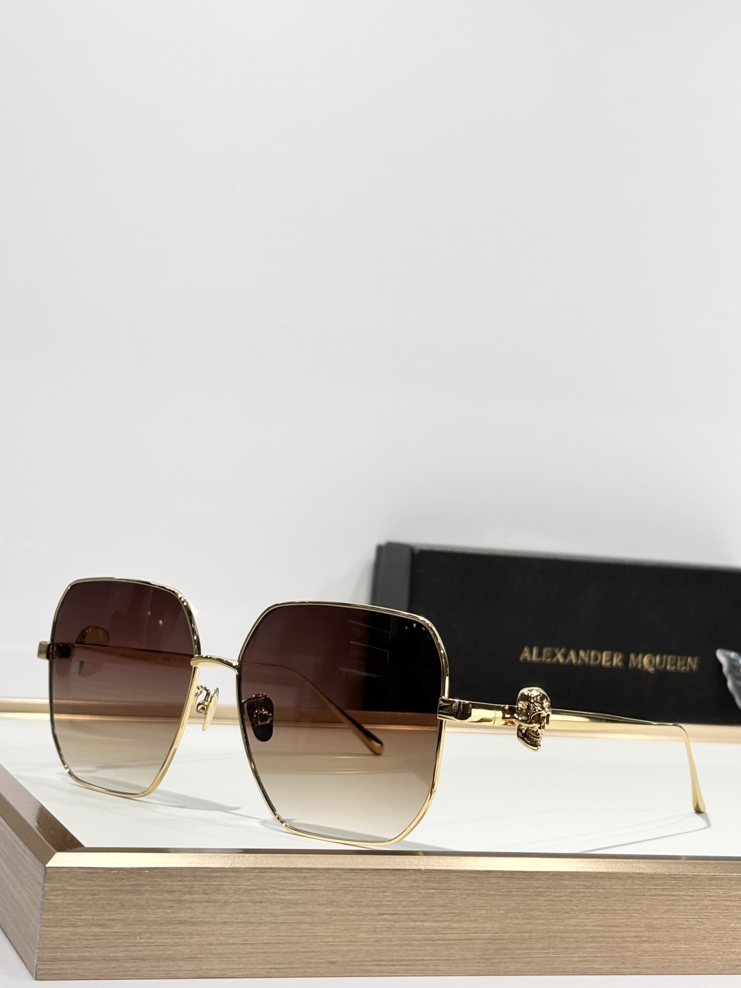 Alexander McQUEENMOD：AM0821SSIZE：60口16-142