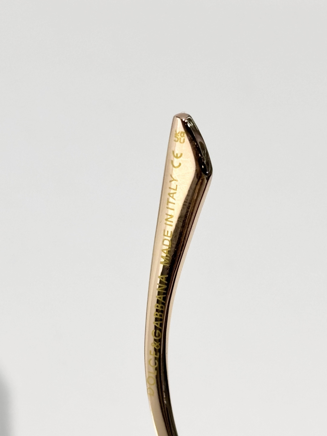 𝘿𝙊𝙇𝘾𝙀&𝙂𝘼𝘽𝘽𝘼𝙉𝘼 Mod:DG6663Size:52口16-140 Oversized