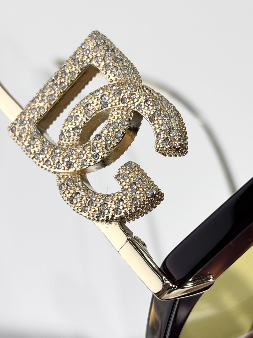 𝘿𝙊𝙇𝘾𝙀&𝙂𝘼𝘽𝘽𝘼𝙉𝘼 Mod:DG6663Size:52口16-140 Oversized