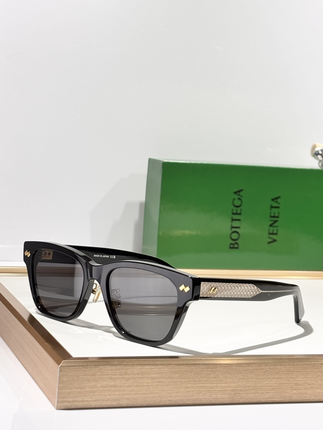 BOTTEGA VENET*TOP QUALITYMODEL：BV1402SKSIZE：55口19-14