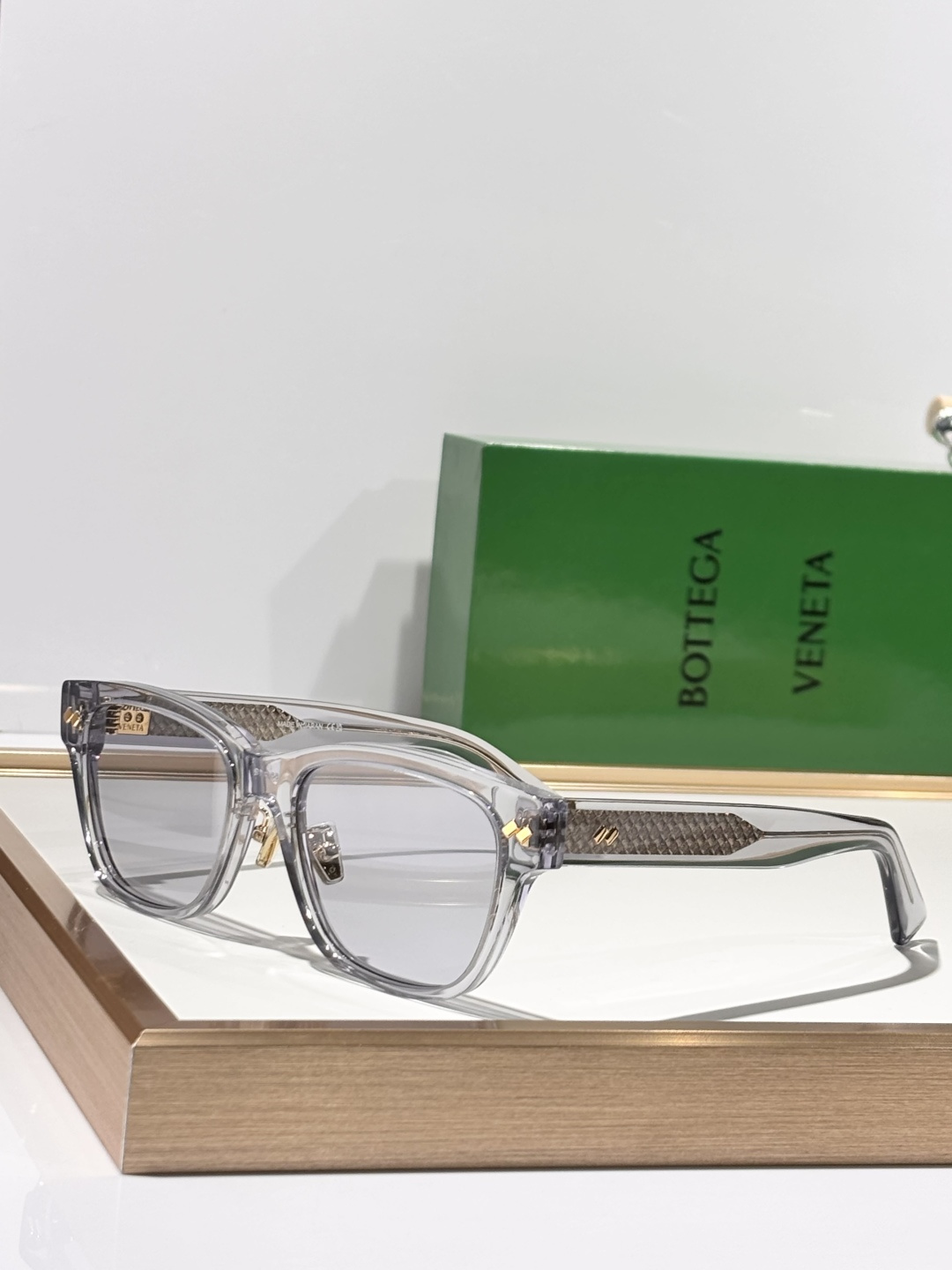 BOTTEGA VENET*TOP QUALITYMODEL：BV1402SKSIZE：55口19-14