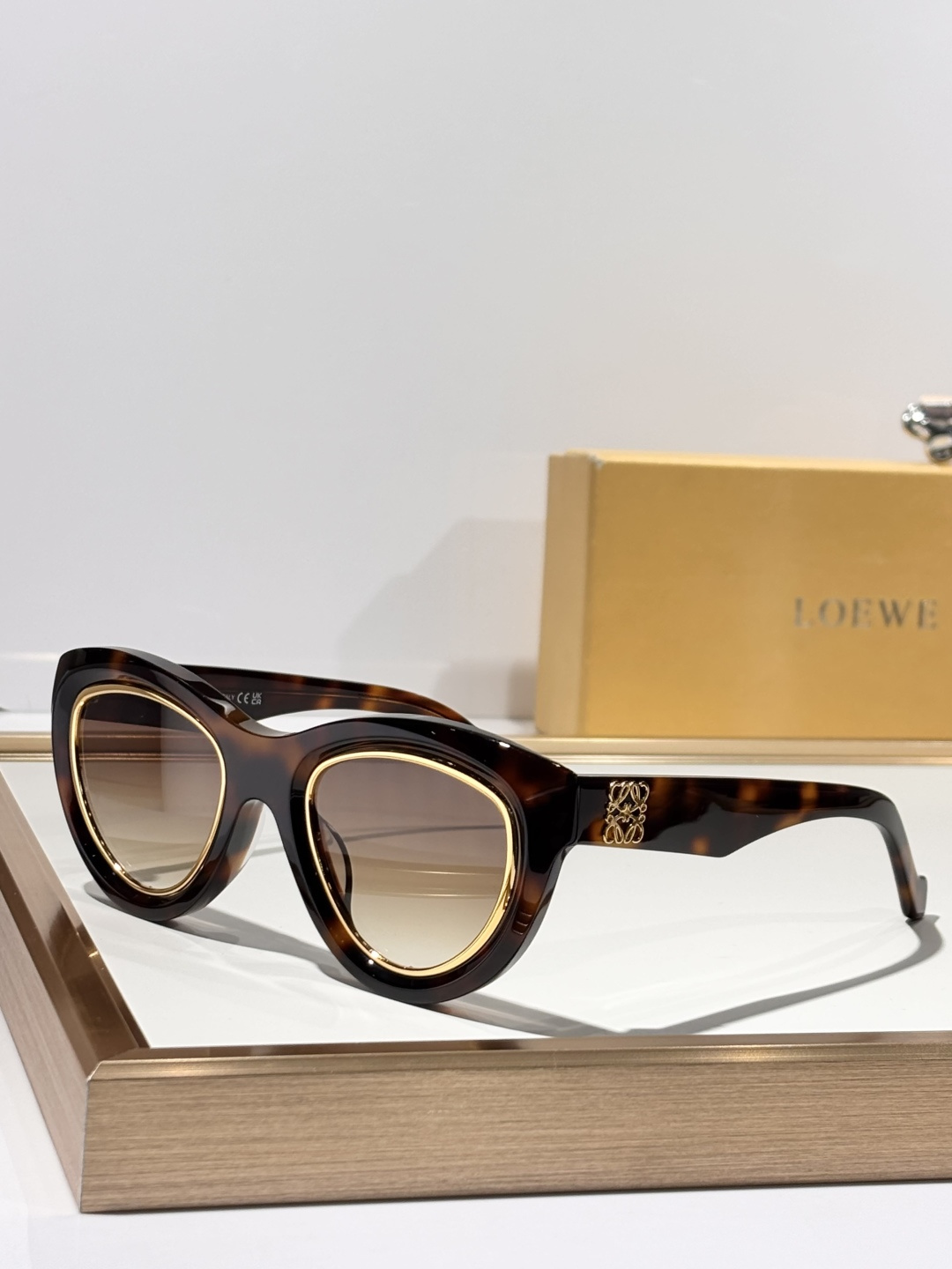 LOEW*TOP QUALITYMODEL：LW40182USIZE：53口17-140