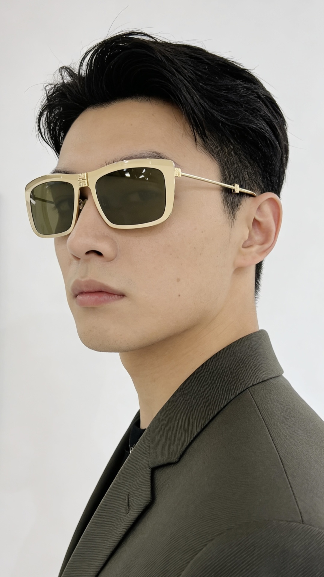 GIVENCHY * Mod：7901/sSize：57-21-135折叠Foldable sungla