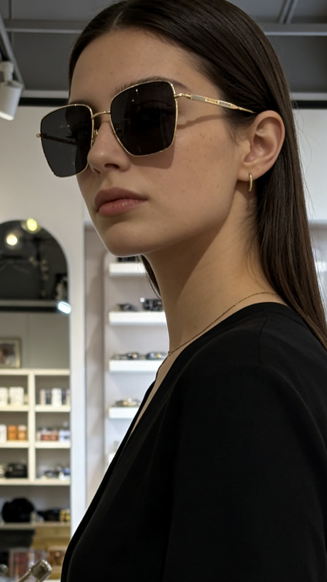 JMMY CHOOMOD：DAHLA/F/SKSize：59口18 145。