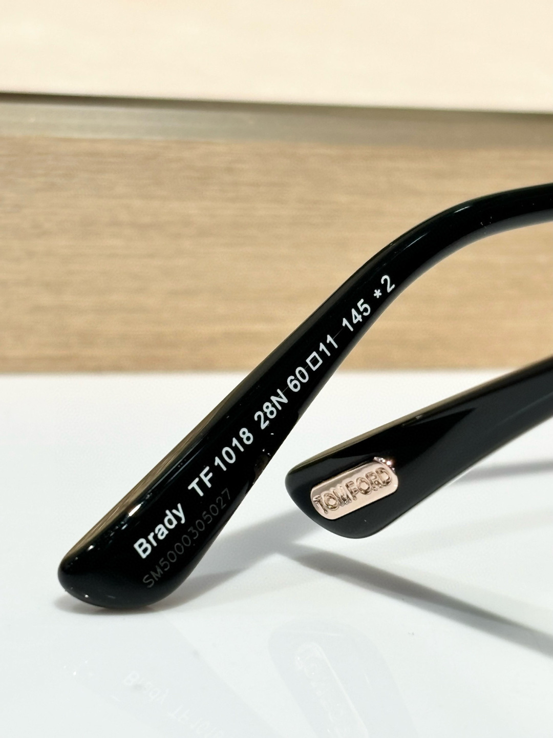 Tom FordMod：TF1018Size：60-11-145高级感十足对版鼻托