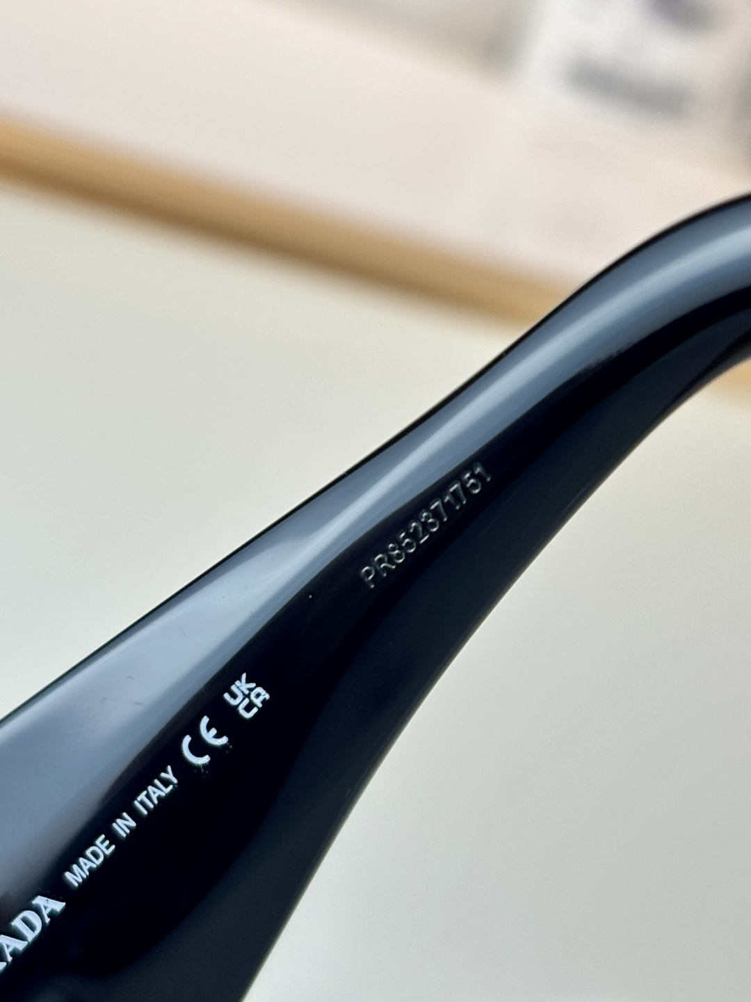 PRADAMODEL：PR D03SDSIZE：51口20-145