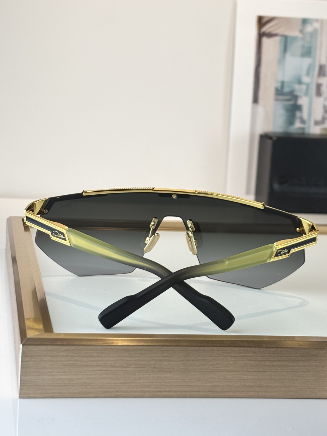 Oversized CazalMODEL：M889SIZE：158口0-135