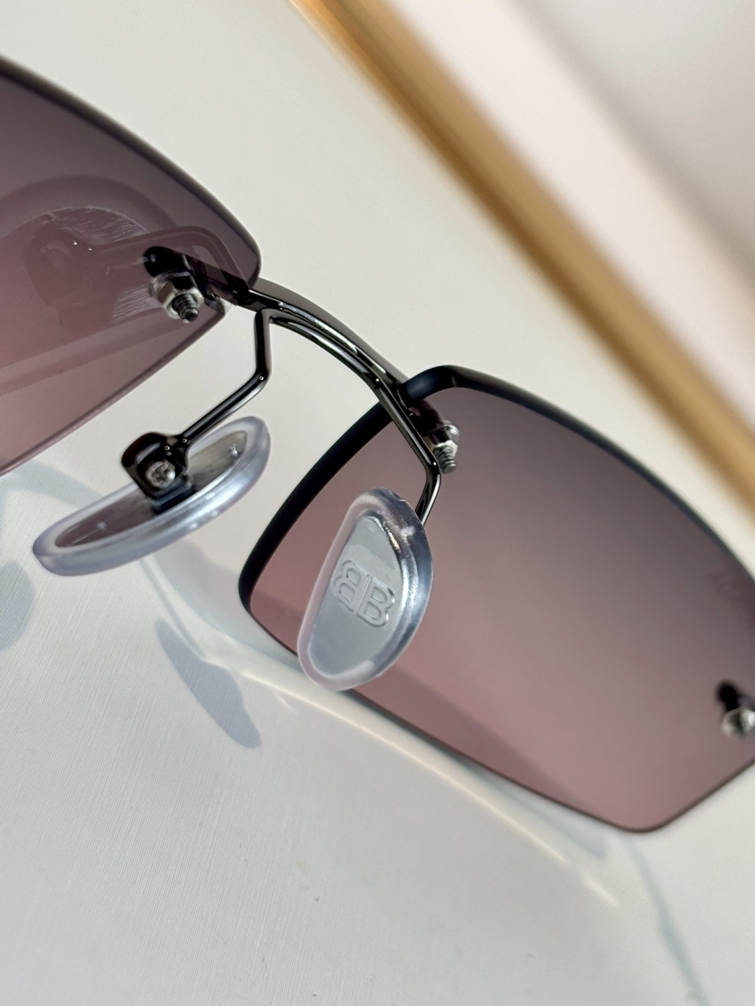 BALENCIAGAMod：BB 0507SSize：57口18-145