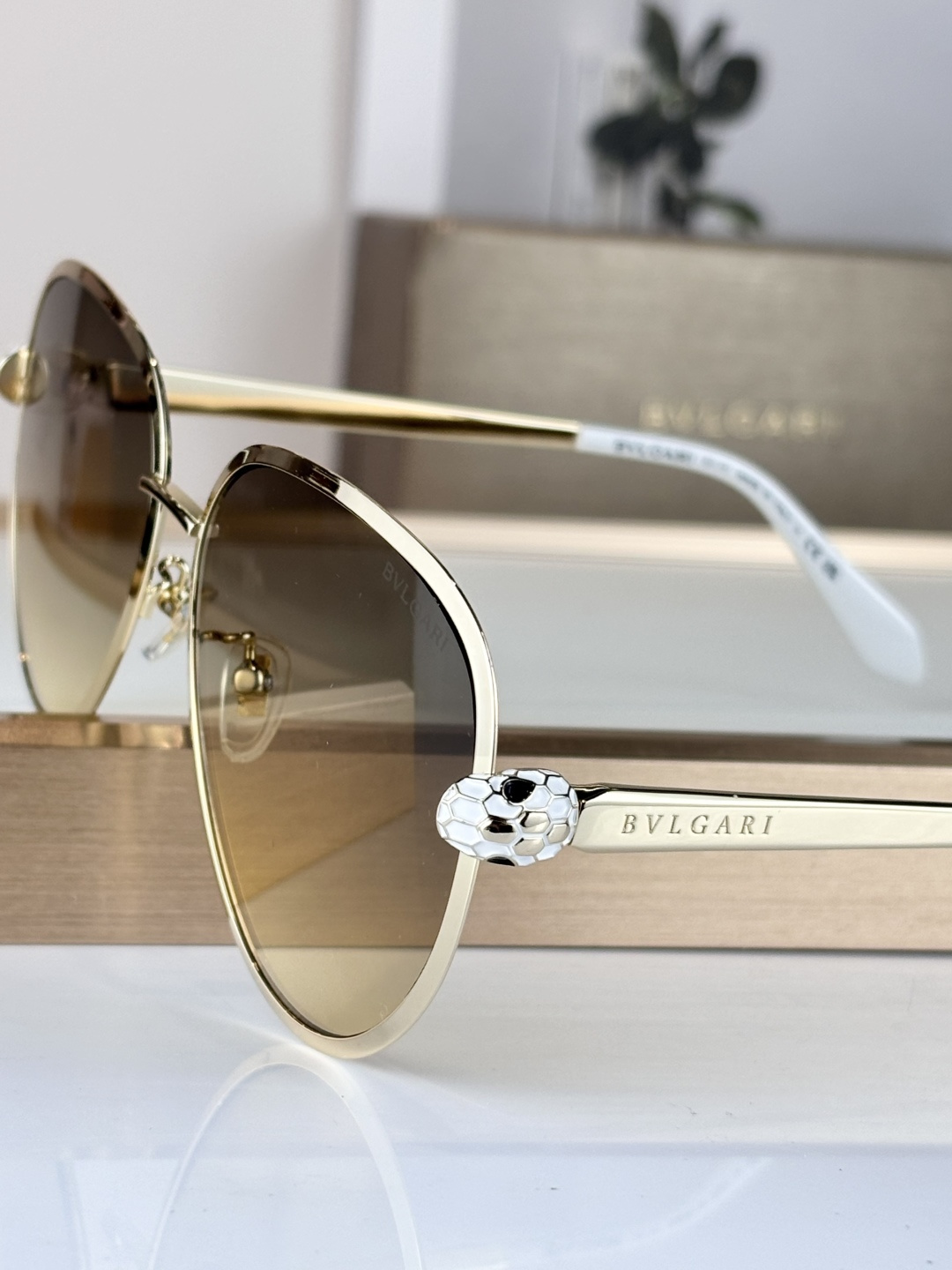 Bvlgar*NewMOD：BV40043size：59-13-140。