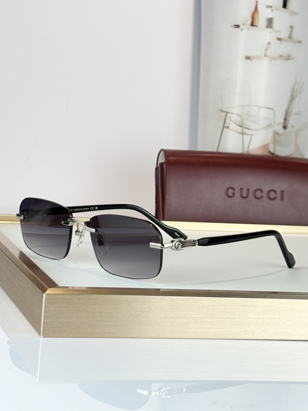 Gucci GUCC*