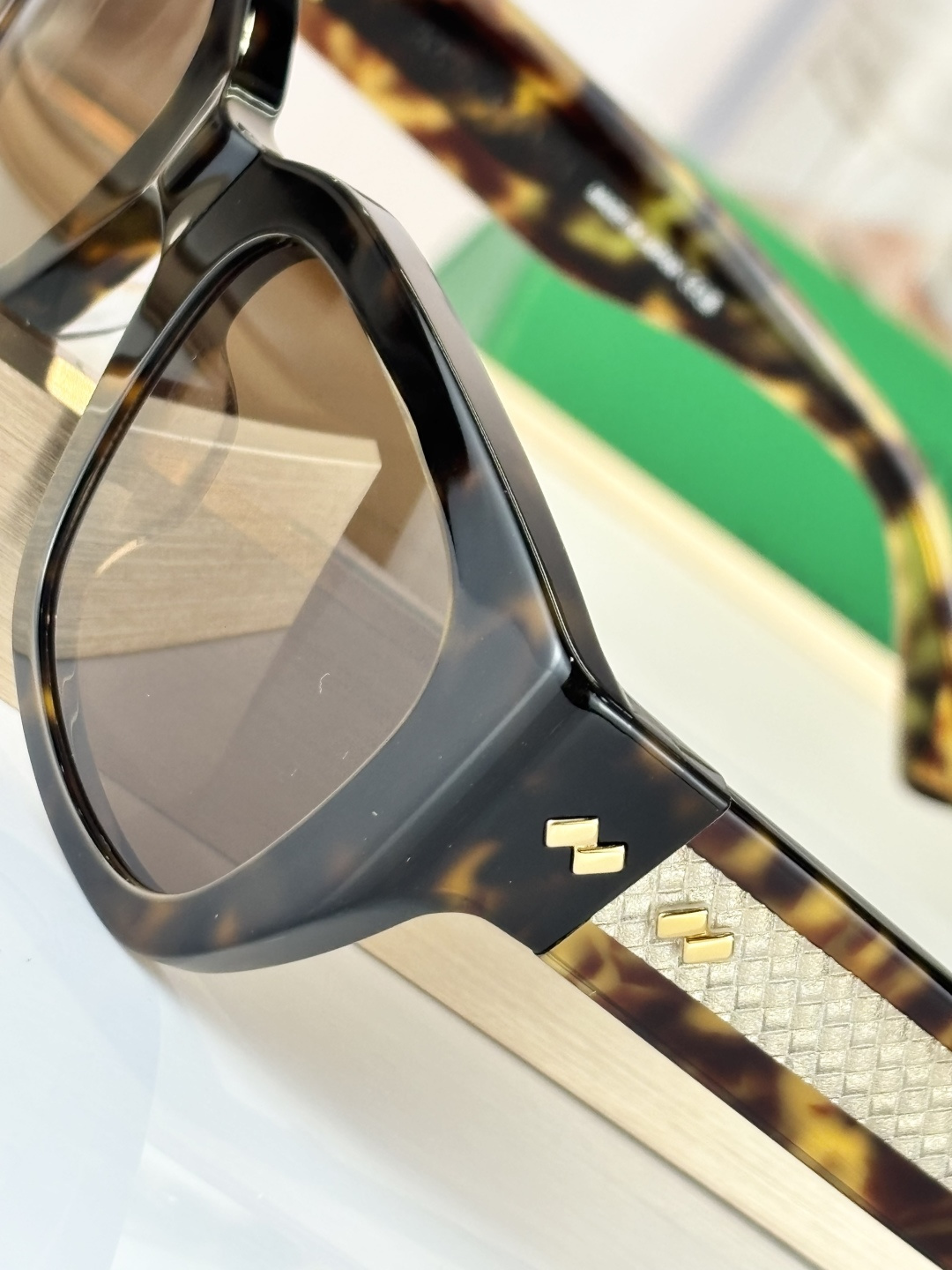 Bottega Venet*MODEL：BV1400SSIZE：51口22-140