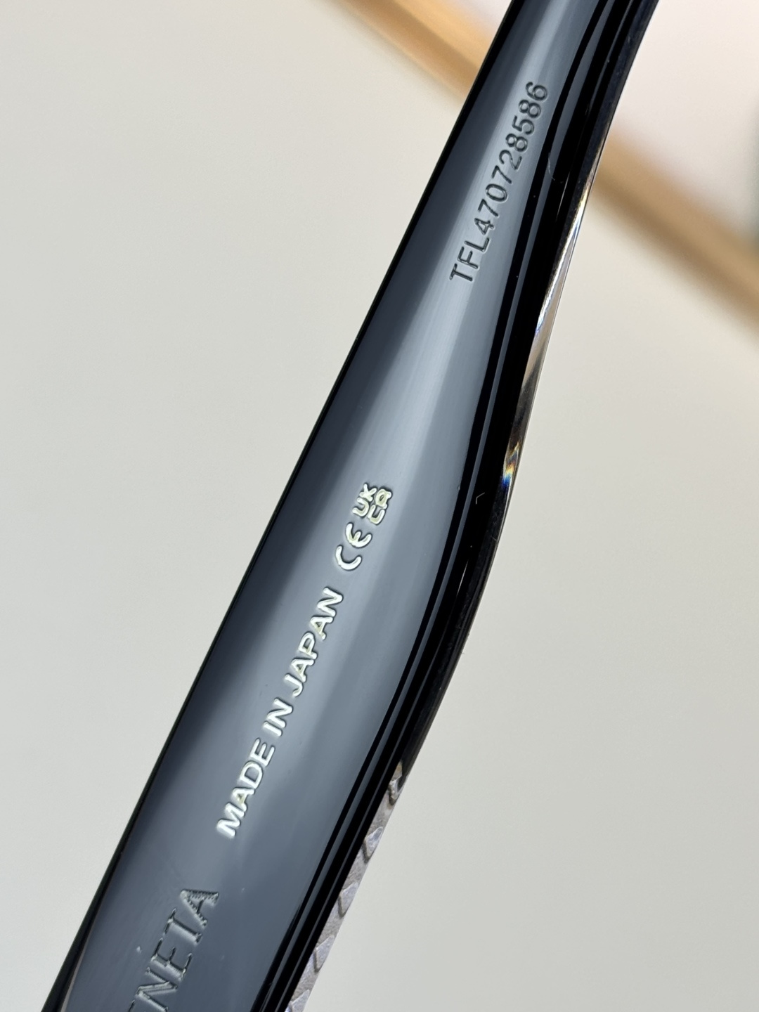 Bottega Venet*MODEL：BV1404OASIZE：53口22-145